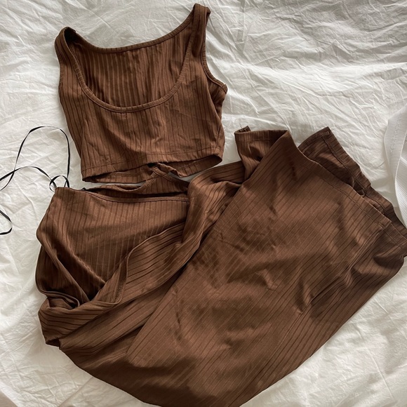 Princess Polly Brown Billie Cut Out Maxi Dress - Picture 5 of 6